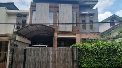Rumah Sederhana area Bintaro, Tangerang Selatan, LT 180 m2
