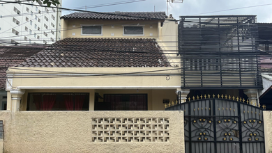 Rumah Premium di Pamulang, Tangerang Selatan, Luas 200 m2