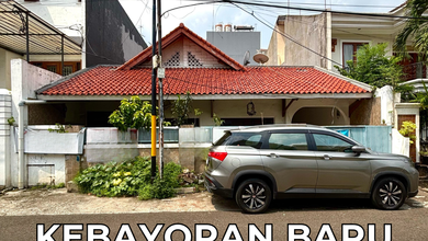 Dijual Rumah Hadap Barat Laut Lokasi Strategis di Kebayoran Baru