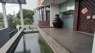 Hunian Elegan di Pluit, Jakarta Utara, 4 Kamar Tidur, LT 686m²