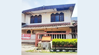 Jual Rumah Mewah Luas 295 m2 di Pegadungan, Jakarta Barat