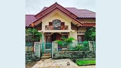 Rumah Mewah Luas 249 m2, area Cinere, Depok