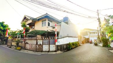 Jual Rumah Siap Huni area Kota Bambu Selatan, Jakarta Barat, Luas 184 m2