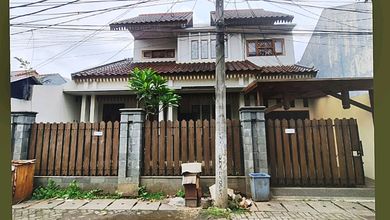 Rumah Modern Luas 179 Jual area Jagakarsa, Jakarta Selatan