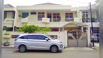Rumah Mewah Luas 300 m2, area Pluit, Jakarta Utara