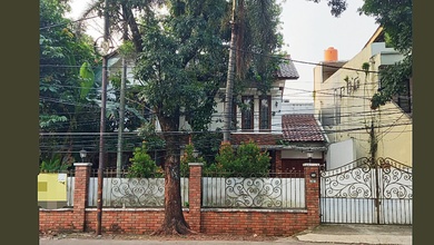 Rumah Premium area Kemang, Jakarta Selatan, Luas 550 m2