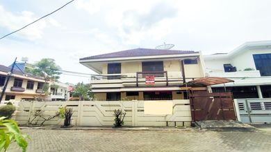 Rumah Eksklusif LT 341 m2, di Green garden, Jakarta Barat