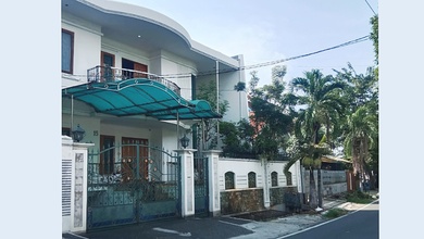 Rumah Modern Luas 350 Jual area Tomang, Jakarta Barat