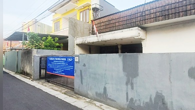 Bangunan Lama Di Jalan Kencana Setiabudi Jakpus