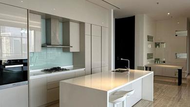 Disewakan Apartemen Siap Tinggal 3 BR di Kuningan, Jakarta Selatan Lokasi Strategis