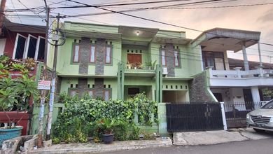 Jual Segera Rumah Elit area Ciputat, Tangerang Selatan, LT 139 m2