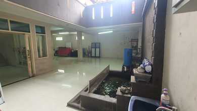 Jual Rumah Mewah Luas 300 m2 Kawasan Bandung Kulon, Bandung
