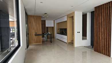 Rumah Mewah LT 269 m2, di Setra Duta, Bandung