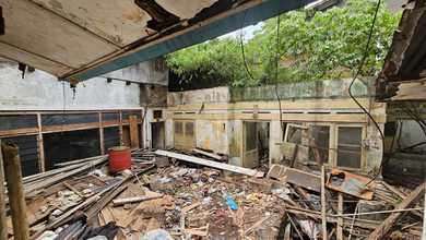 Jual Tanah Lokasi Strategis, LT 318 m2