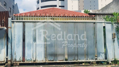 Gudang di Imam Bonjol, Semarang Me 6551 