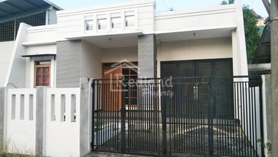 Rumah Sewa Tepat untuk Tinggal dan Kantor Daerah Semarang Barat, Semarang