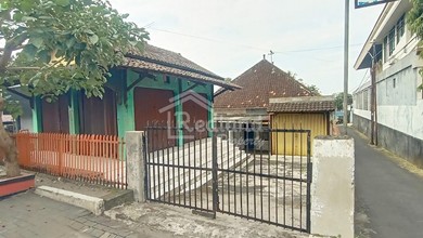 Jual Tanah Area Strategis, LT 597 m2
