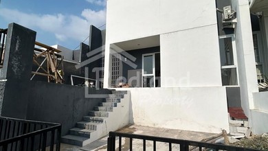 Rumah modern dengan Lahan 120 m2 Daerah Ngaliyan, Semarang