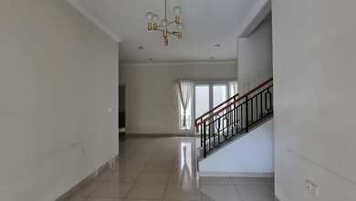 Rumah Eksklusif Semi Furnished Daerah Strategis di Gading Serpong