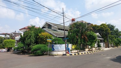Jual Rumah Cantik LT 336 m2 di Kelapa Gading, Jakarta Utara