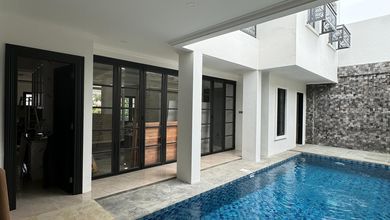 Rumah Prestisius di Kawasan Kebayoran Baru, Jakarta Selatan, LB 600m², Harga 17 Miliar