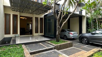 Jual Rumah Baru area Cipete, Jakarta Selatan Luas 306 m2