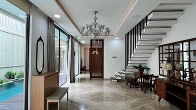Jual Rumah Eksklusif LT 210 m2 Area Kemang, Jakarta Selatan