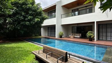 Jual Rumah Siap Huni area Kebayoran Baru, Jakarta Selatan, LT 680 m2