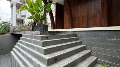 Dijual rumah Premium di Kebayoran Baru, Jakarta Selatan - LT 372m²