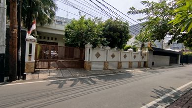 Rumah Mewah LT 585 m2, di Petojo, Jakarta Pusat