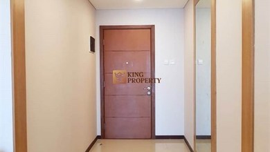 Jual Unit Apartemen Siap Ditempati 3BR Furnished Good Condition