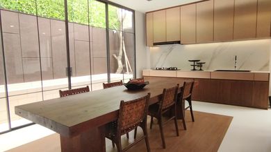 Penawaran Eksklusif, rumah Prestisius di Umalas, Badung, LB 300m²