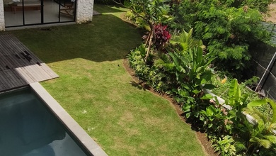 Jual Rumah Mewah Luas 389 m2 di Canggu, Badung