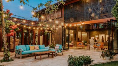 Jual Rumah Baru area Seminyak, Badung LT 823 m2
