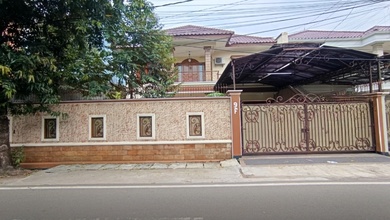 Jual Cepat Rumah Elit area Bintaro, Jakarta Selatan, Luas 572 m2