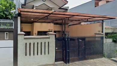 Jual Rumah Siap Huni area Jelambar, Jakarta Barat, Luas 115 m2
