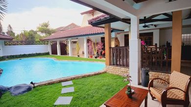 Jual Rumah Megah Luas 636 m2 Area Citraland, Surabaya