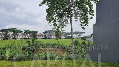 Tanah Luas 298 m2 Area Strategis Kota Baru Parahyangan, Dijual Terjangkau