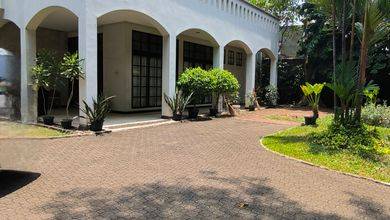 Jual Cepat Rumah Mewah area Kemang, Jakarta Selatan, LT 1019 m2