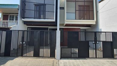 Rumah Modern Luas 75 Jual di Rungkut, Surabaya