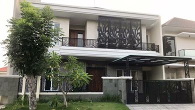 Jual Rumah Siap Huni di Surabaya Kota, Surabaya, Luas 345 m2