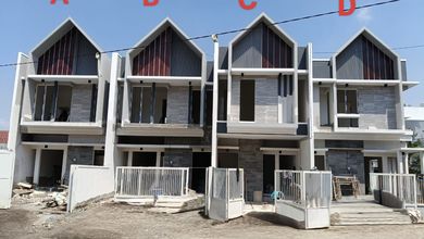 Jual Rumah Bagus Luas 72 m2 di Tenggilis Mejoyo, Surabaya