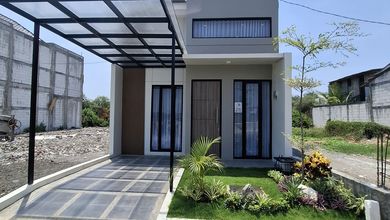 Rumah Mewah Luas 45 m2, area Rungkut, Surabaya