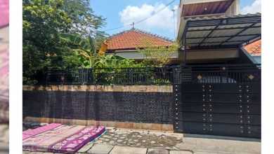 Rumah Dijual di Tambaksari, Surabaya, LB 214m², Harga Terbaik!