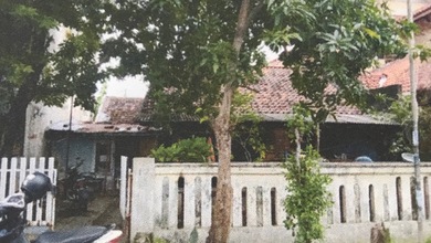 Rumah Mewah Luas 355 m2, di Tenggilis Mejoyo, Surabaya