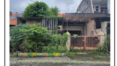 Jual Rumah Mewah Luas 209 m2 di Dukuh Kupang, Surabaya