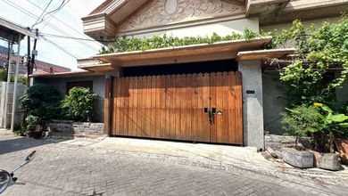 Rumah Dijual di Tambaksari, Surabaya, LB 150m², Harga Kompetitif!