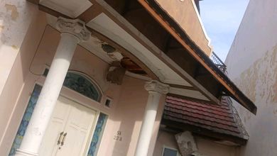 Hunian Mewah di Surabaya Kota, Surabaya, 4 KT, LT 242m²