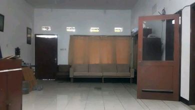Rumah Elit LT 209 m2, area Surabaya Kota, Surabaya