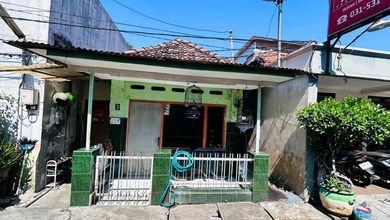 Rumah Sederhana Harga Hemat di Surabaya Kota, Surabaya, LB 101m²